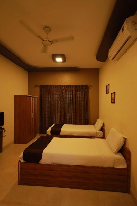 royal stay - image 10
