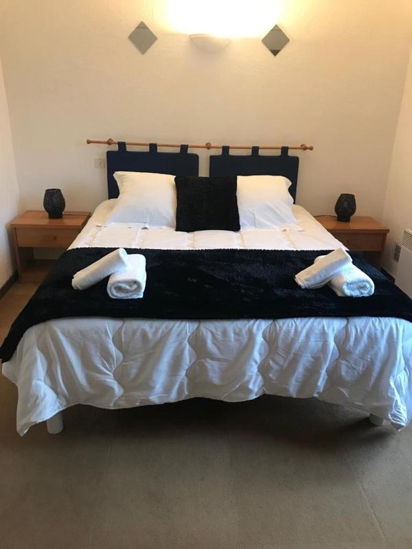 Superior Double Room image 1
