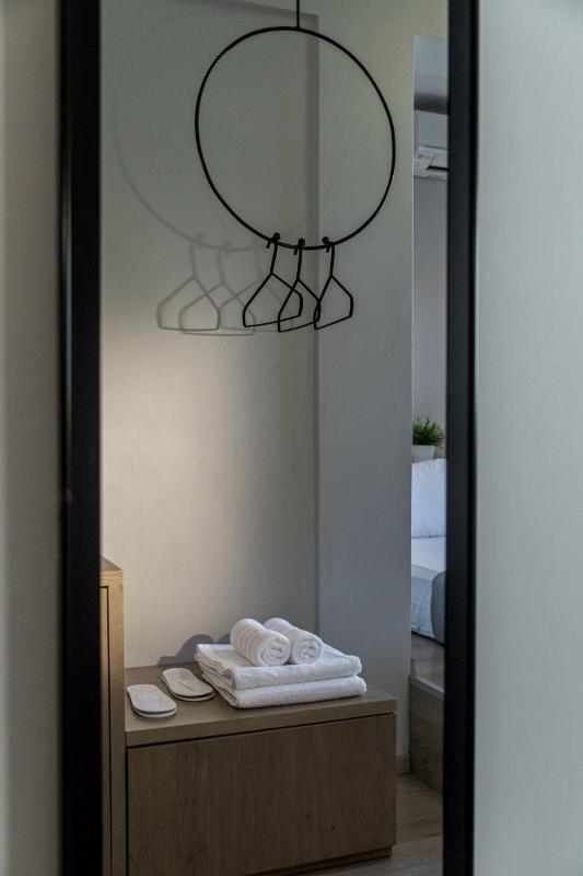 Standard Double Room image 2
