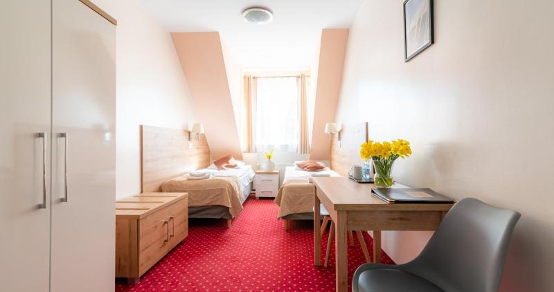 Standard Double or Twin Room image 3