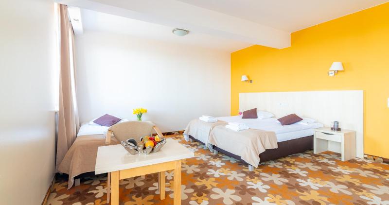 Comfort Triple Room image 1