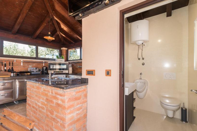 Villa image 2
