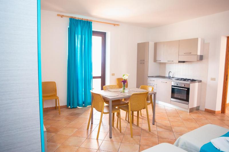 Superior Apartment with Sauna and Sea View image 4