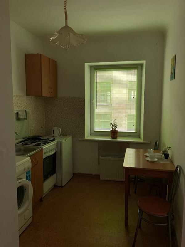 Twin Room image 3