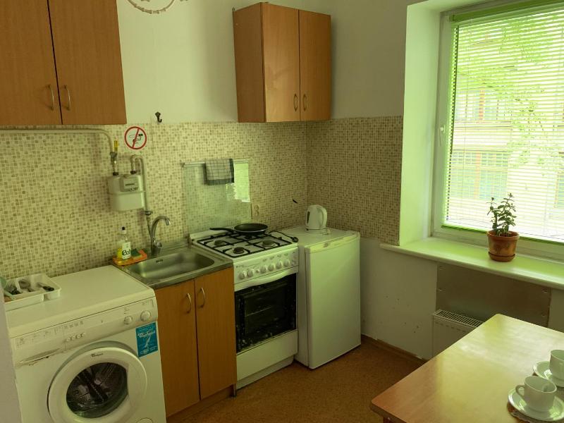 Twin Room image 4