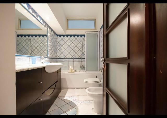 Premium Quadruple Room image 3