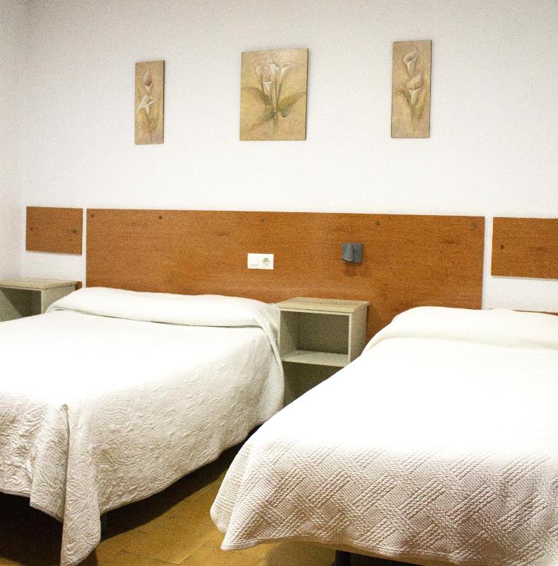 Triple Room image 2