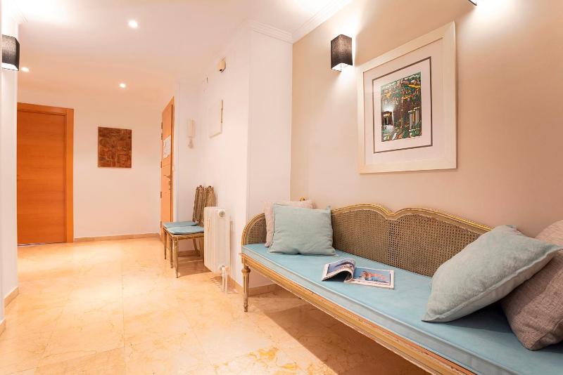 Apartment image 3