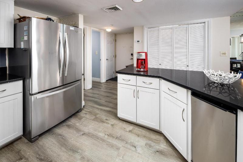 Nautilus 1601 - Gulf Front 2 BR - 6th Flr - image 18
