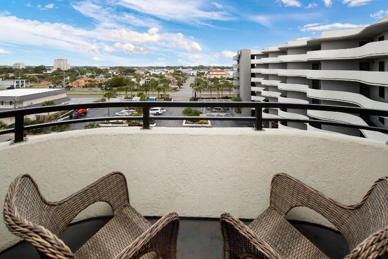 Nautilus 1601 - Gulf Front 2 BR - 6th Flr - image 39