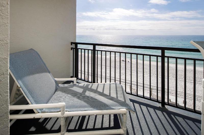 Nautilus 1601 - Gulf Front 2 BR - 6th Flr - image 14