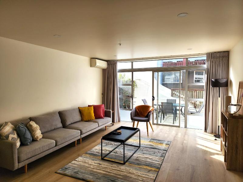 U Suites on Jessie - image 11