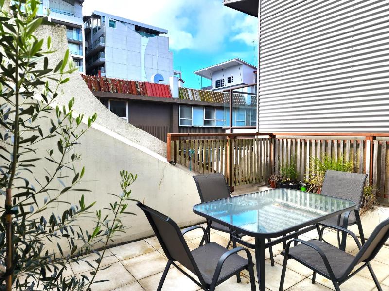 U Suites on Jessie - image 12