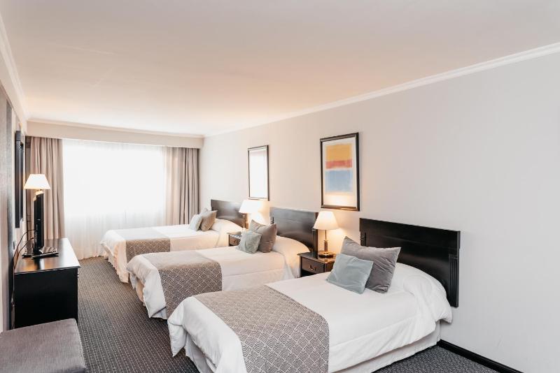 Plaza Real Suites Hotel - image 44