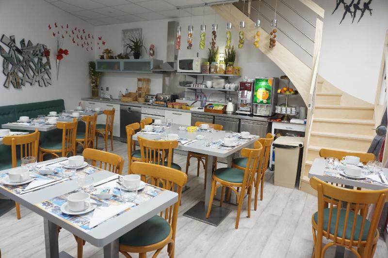 Hotel Du Moulin d'Or - image 30