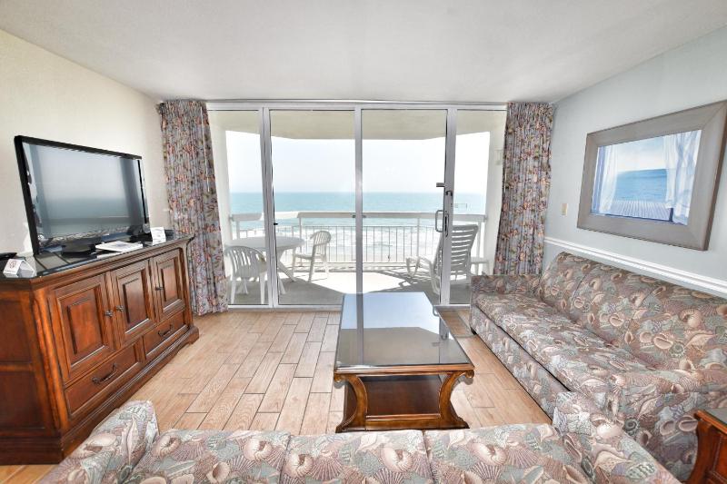 One-Bedroom Apartment image 1