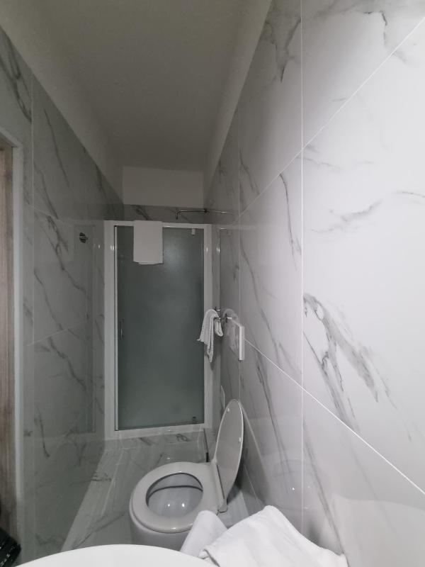 Quadruple Room with Private Bathroom image 2