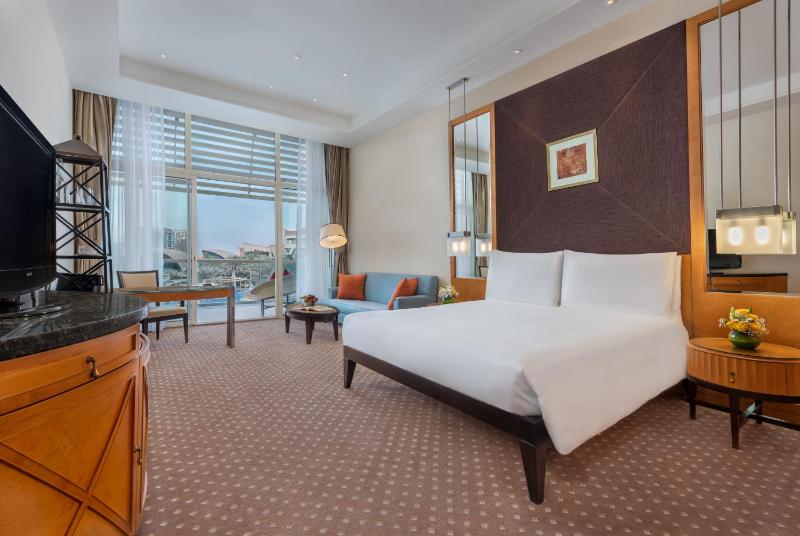Grand Gulf View Room KingFree daily shuttle bus to Yas attractions, Yas Mall and Grand Mosque image 1