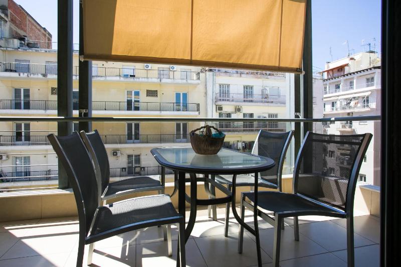 Deluxe Apartment image 2