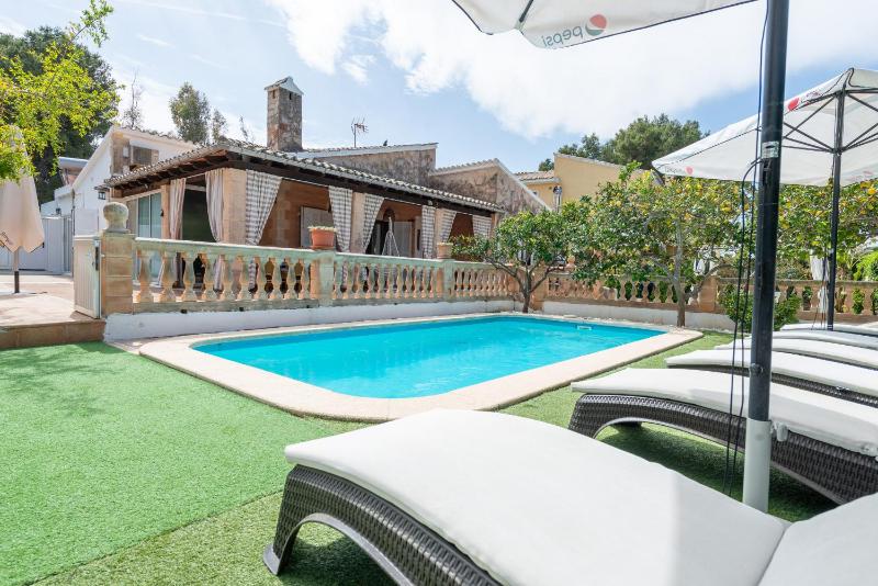 Chalet image 1