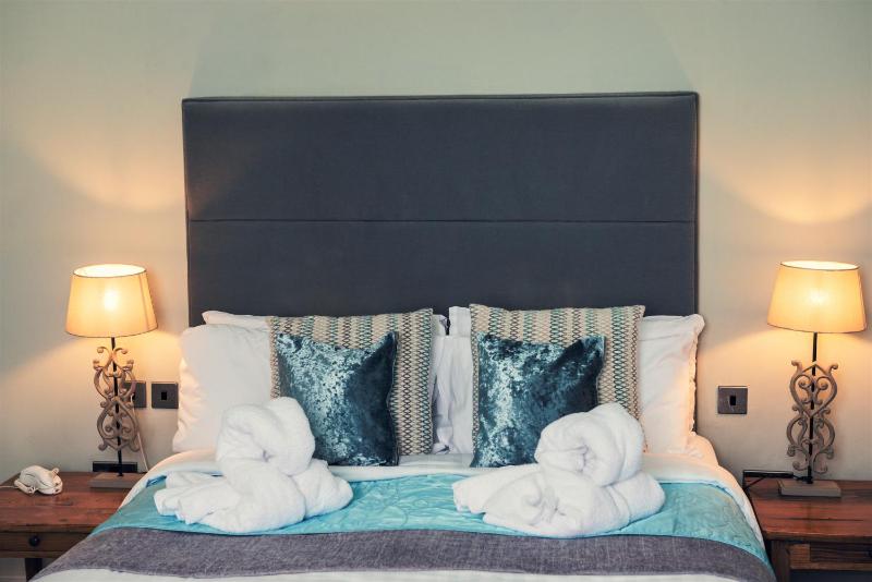 Classic Double Room image 1