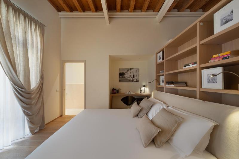 Massimago Wine Suites - image 6