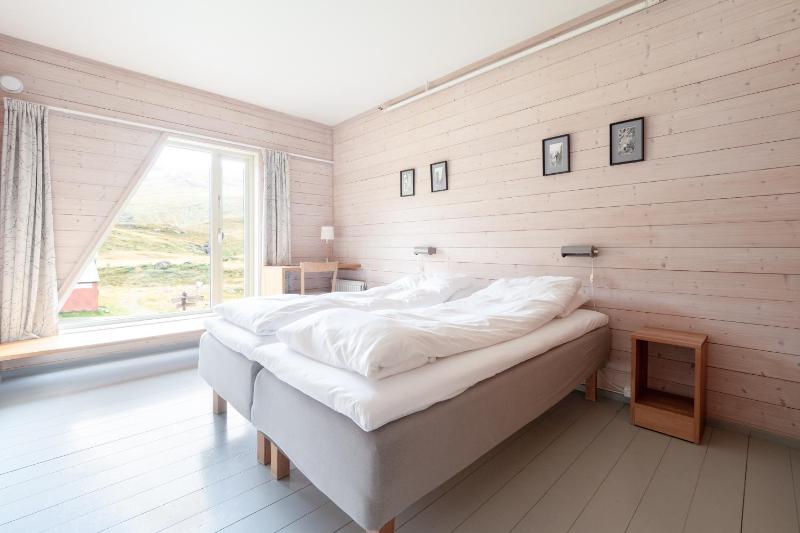 Double Room image 2