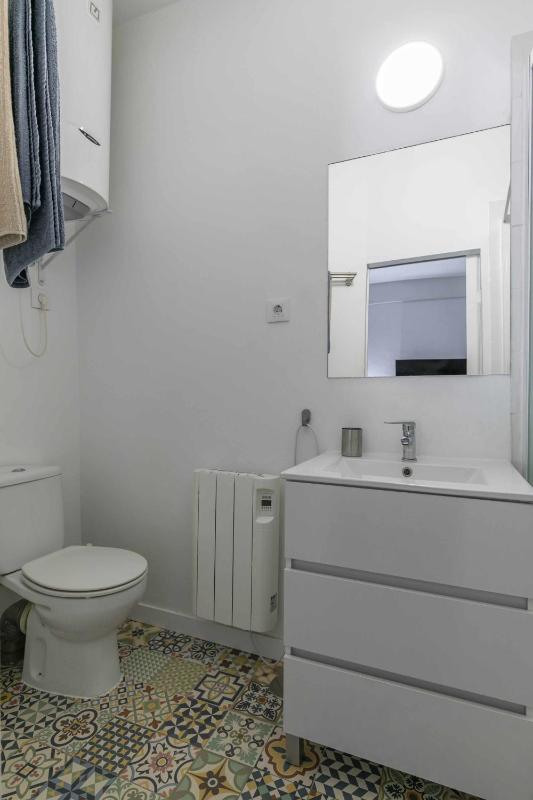 Apartamento céntrico y confortable - image 5