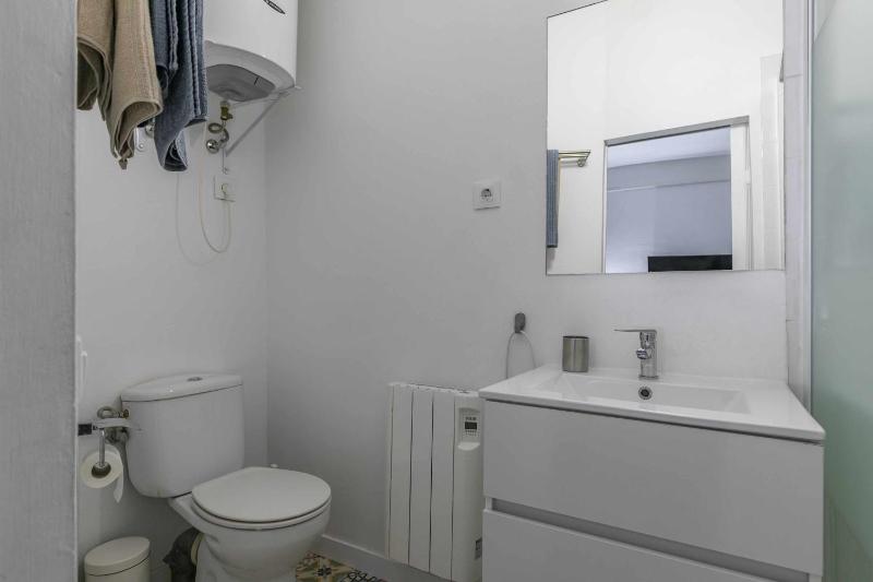 Apartamento céntrico y confortable - image 7