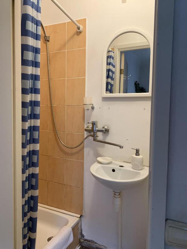 Double Room image 2