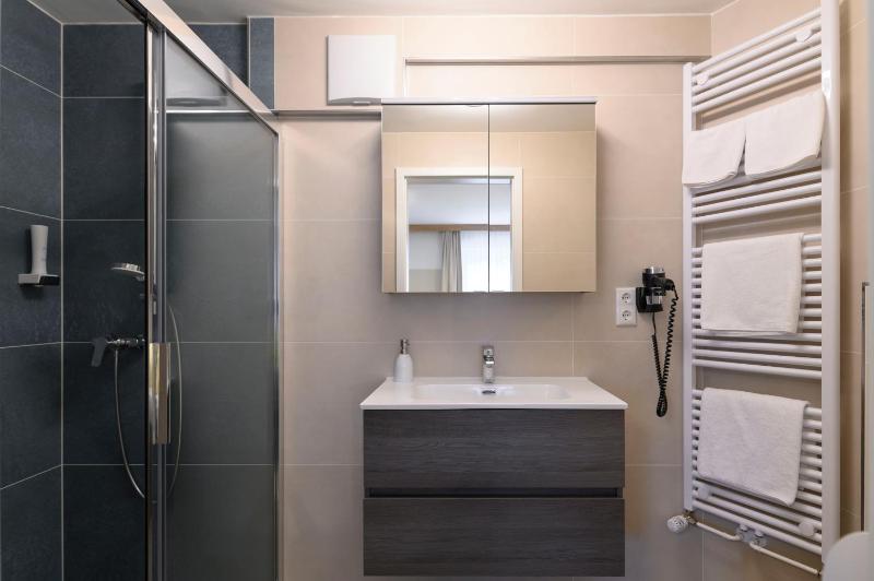 Superior Double Room image 3