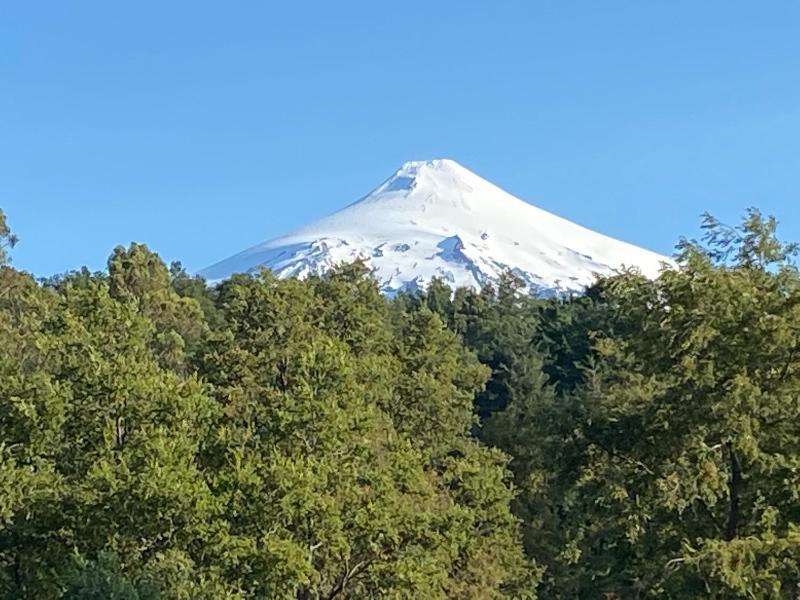 Excelente y central departamento en Pucon con hermosas vistas - image 18