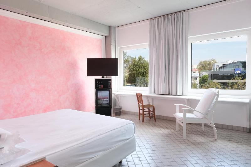 Double or Twin Room with City View image 1