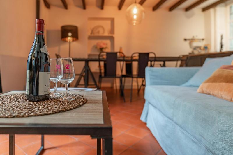 Loft calme à la Maison Carrée - Une Nuit à Nîmes - image 22