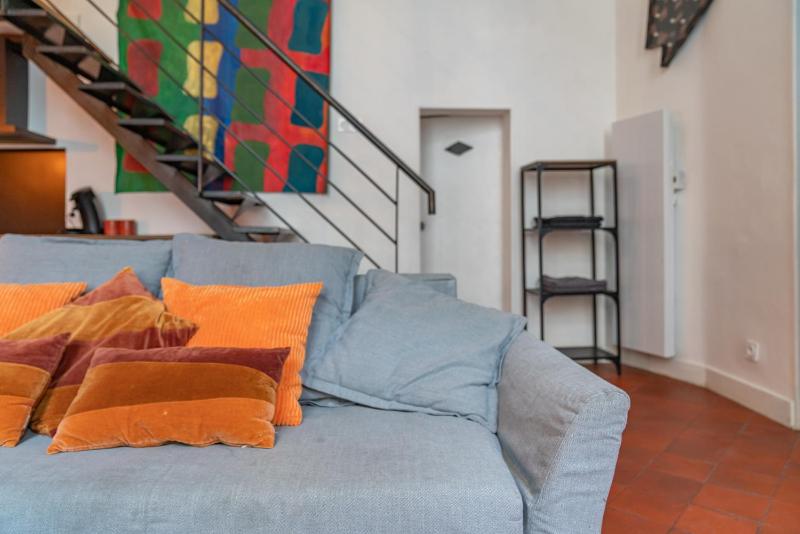 Loft calme à la Maison Carrée - Une Nuit à Nîmes - image 14