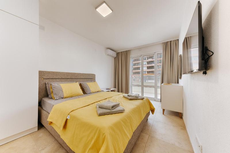 MonteCasa Seaview Rooms - image 15