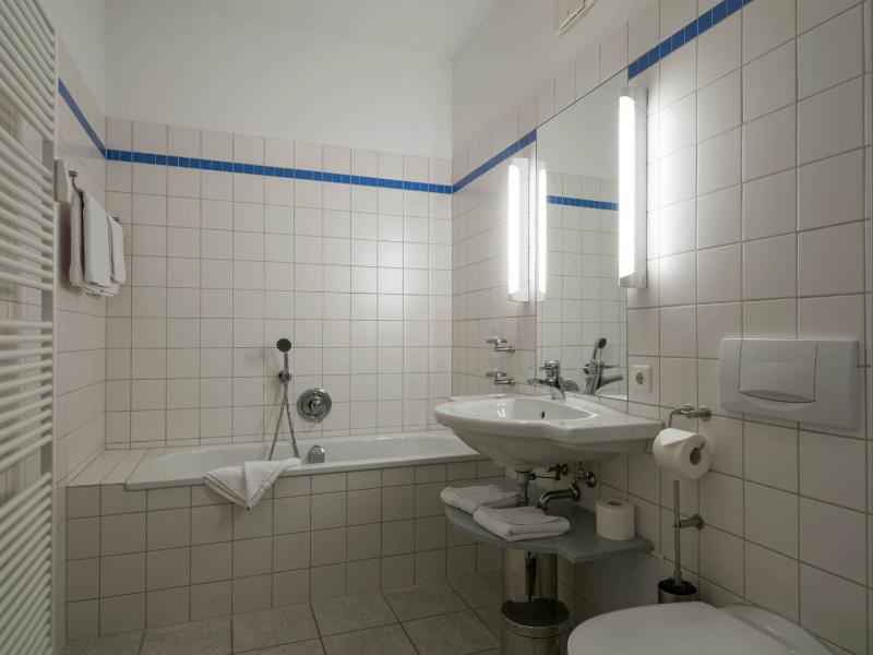 Kaiservillen Heringsdorf - Ferienwohnung mit 1 Schlafzimmer und Balkon DR4 - image 2