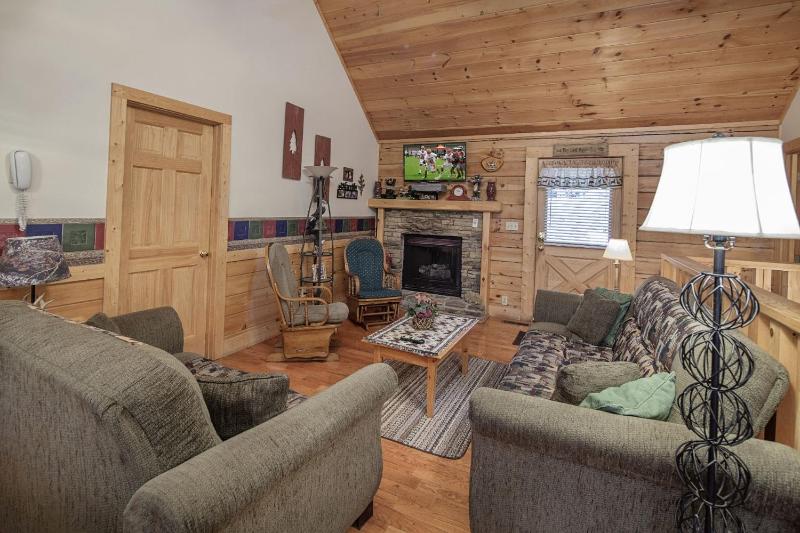 ER223 - Young's Hideaway cabin - image 12
