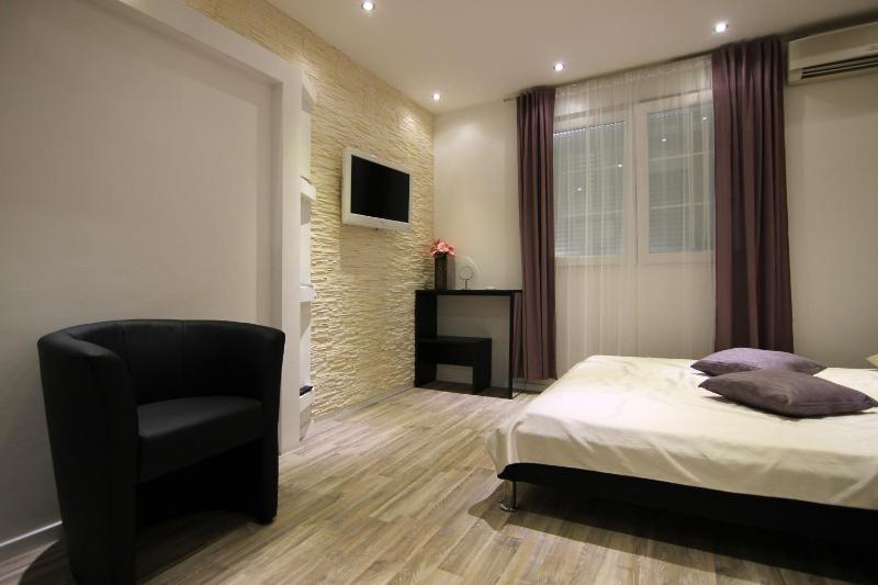 Apartment Livaja - image 12