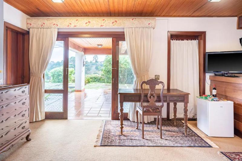 Suites no Alto do Capivari - image 8