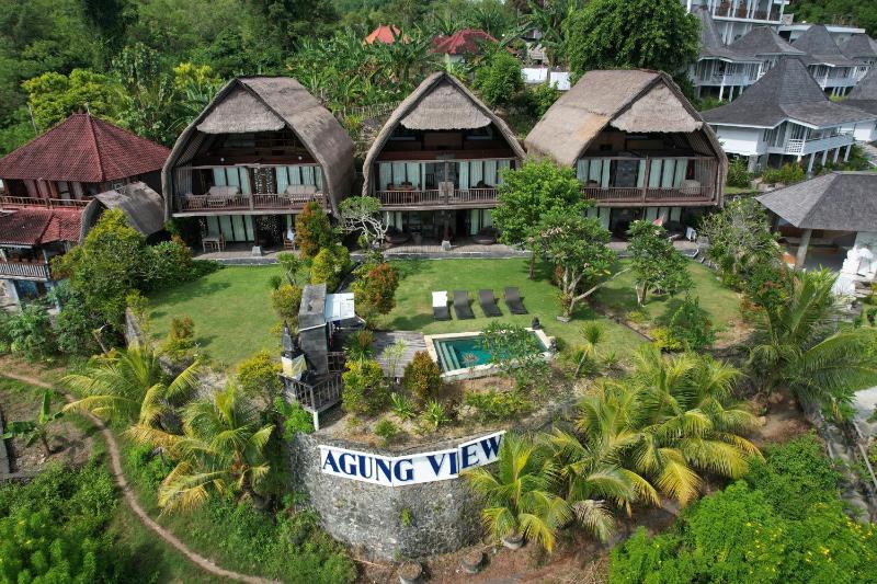 Agung View Villa Nusa Penida - image 1