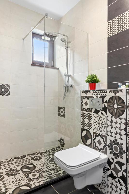 6Rooms - image 41