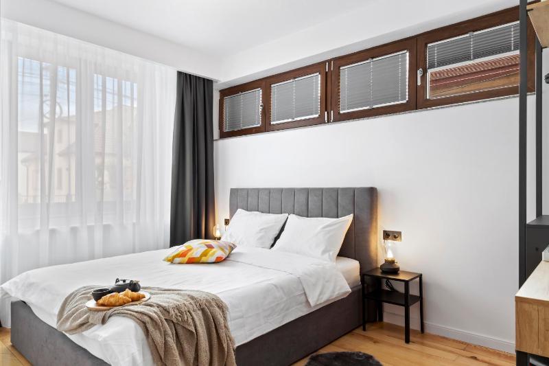 6Rooms - image 34