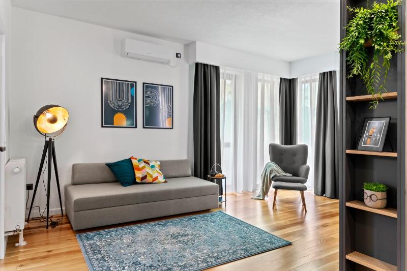 6Rooms - image 24