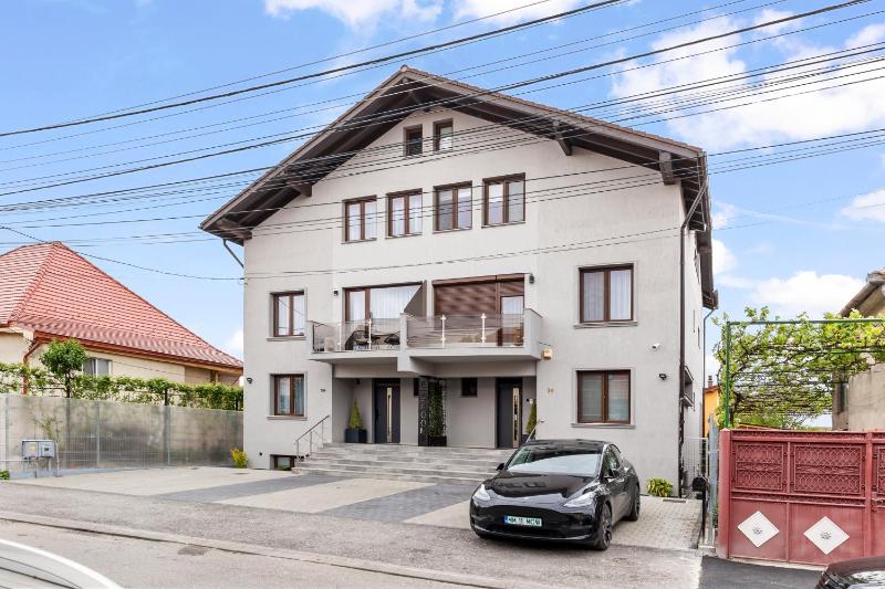 6Rooms - image 8