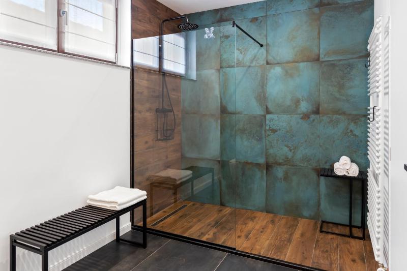 6Rooms - image 19