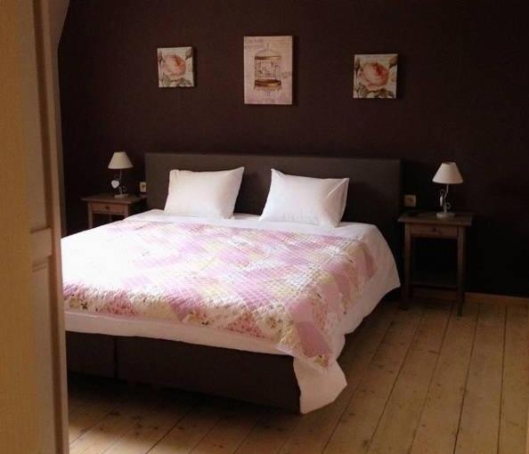 Deluxe Double Room image 2