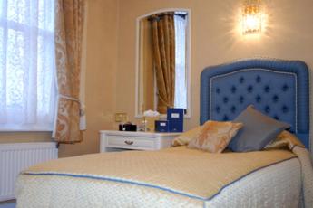 Single Room with Town View image 1