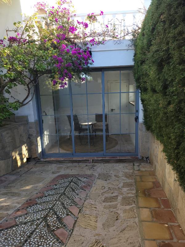 Los olivos villa with heated pool - image 20