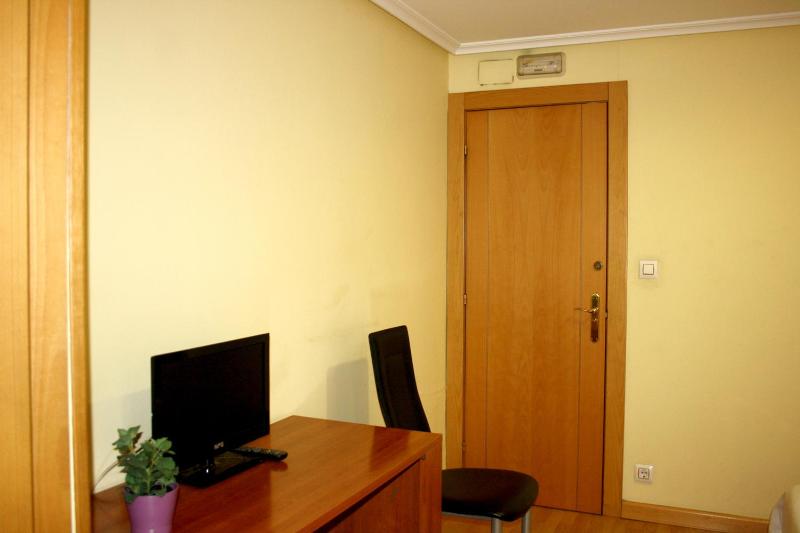 Double Room image 4